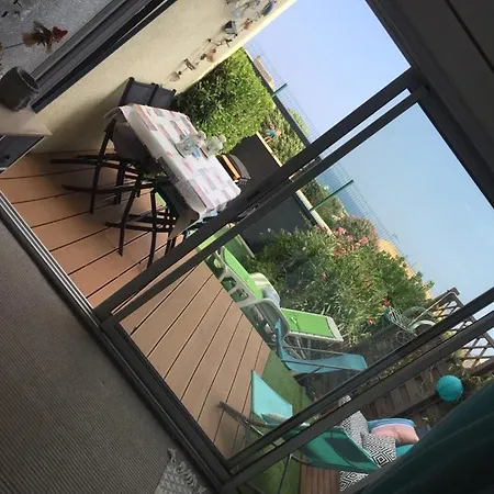 T1 Bis Vue Et Piscine Occitanie Apartment *